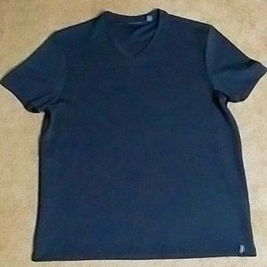 Perry Ellis performance t-shirt